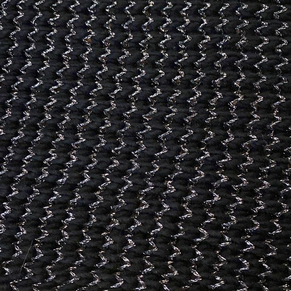 Calvin Klein Women’s Black and Silver Knit Scarf OS - Picture 7 of 7